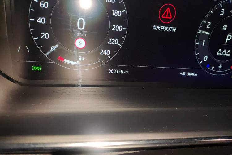 Used Land Rover Range Sport 2022 3.0 L6 SE Odometer Close Up