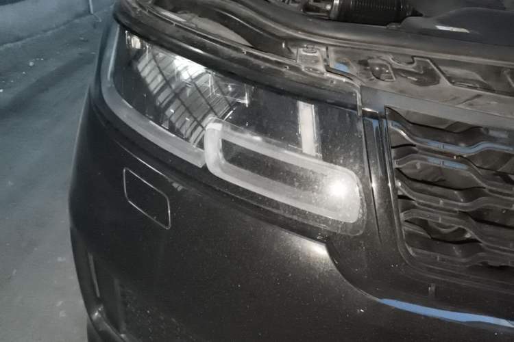 Used Land Rover Range Sport 2022 3.0 L6 YAO Black Edition Right Front Headlight