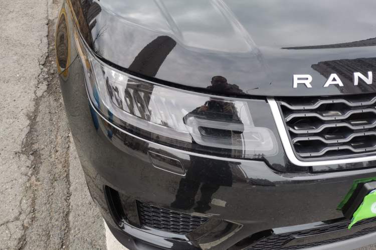 Used Land Rover Range Sport 2022 3.0 L6 SE Right Front Headlight