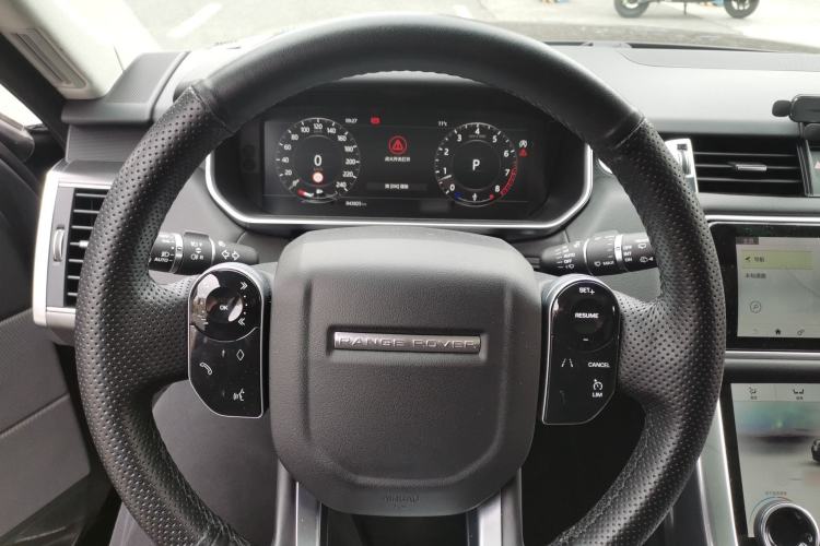 Used Land Rover Range Sport 2022 3.0 L6 SE Steering Wheel