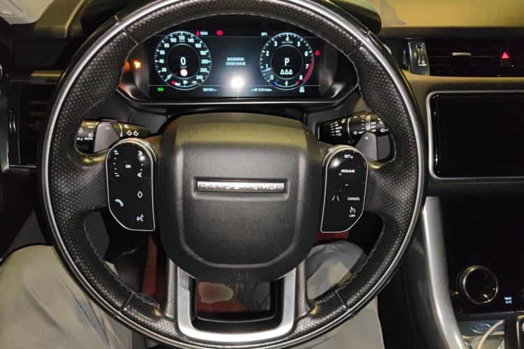 Used Land Rover Range Sport 2022 3.0 L6 SE Steering Wheel