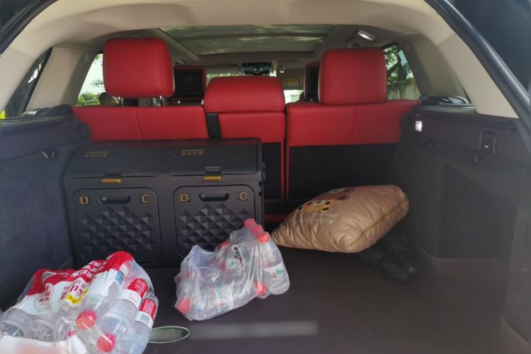 Used Land Rover Range Sport 2022 3.0 L6 YAO Black Edition Trunk