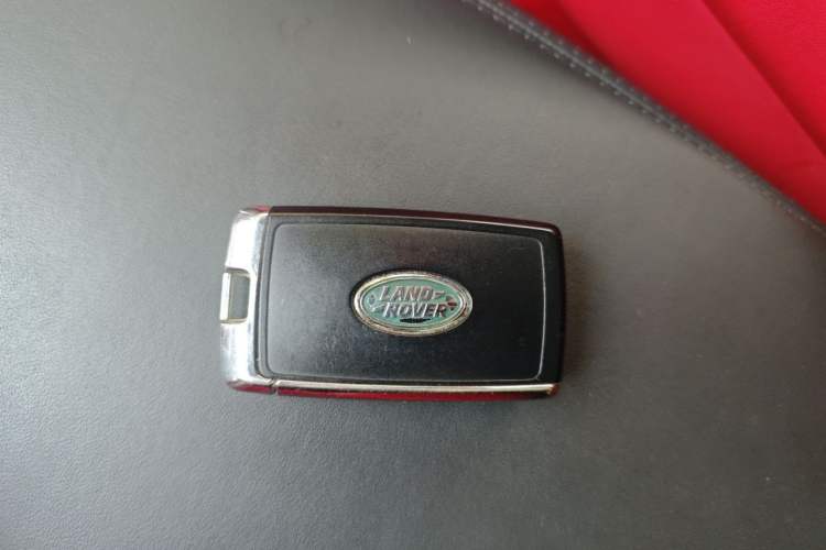 Used Land Rover Range Sport 2022 3.0 L6 YAO Black Edition Vehicle Key