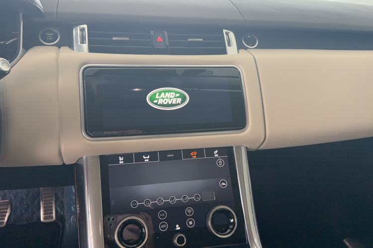 Used Land Rover Range Sport 2022 3.0 L6 Ink Blue Glitter Edition Audio And AC Panel