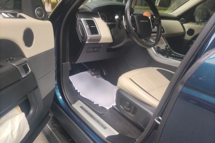 Used Land Rover Range Sport 2022 3.0 L6 YAO Black Edition Driver Seat