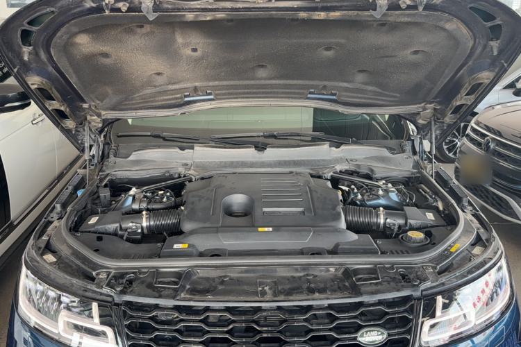 Used Land Rover Range Sport 2022 3.0 L6 Ink Blue Glitter Edition Engine Bay