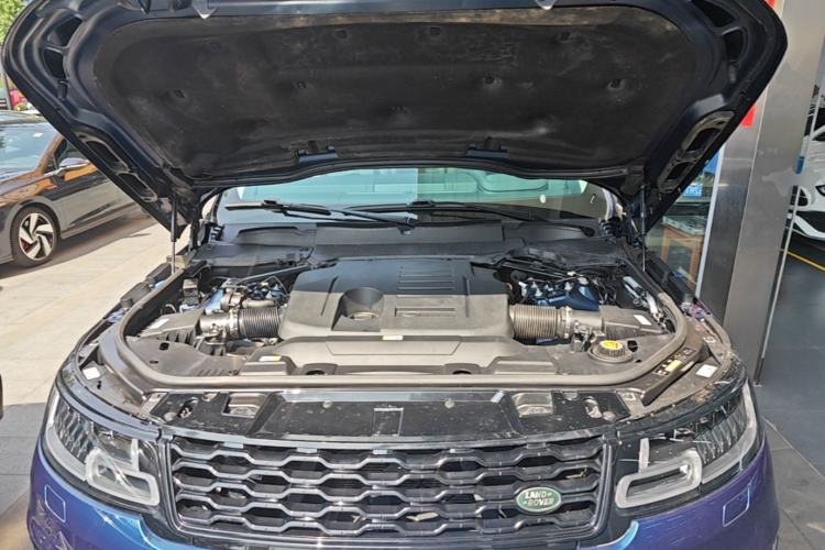 Used Land Rover Range Sport 2022 3.0 L6 Ink Blue Glitter Edition Engine Bay
