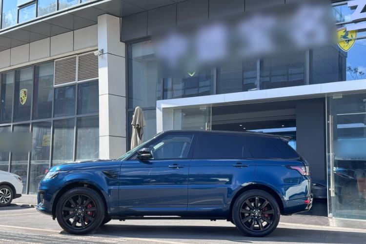 Used Land Rover Range Sport 2022 3.0 L6 Ink Blue Glitter Edition Exterior 2
