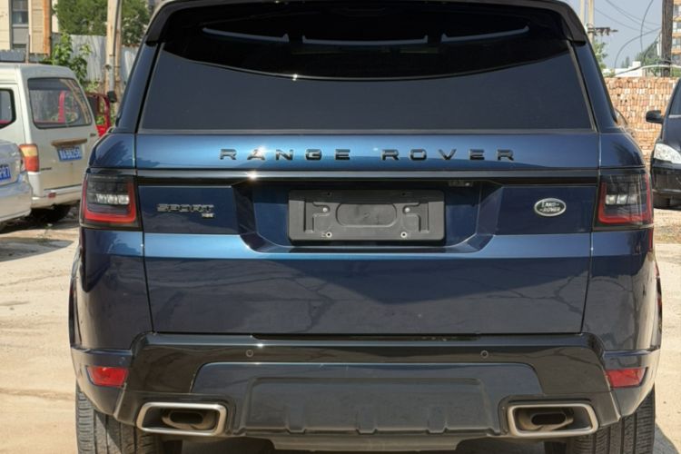 Used Land Rover Range Sport 2022 3.0 L6 Ink Blue Glitter Edition Exterior 4