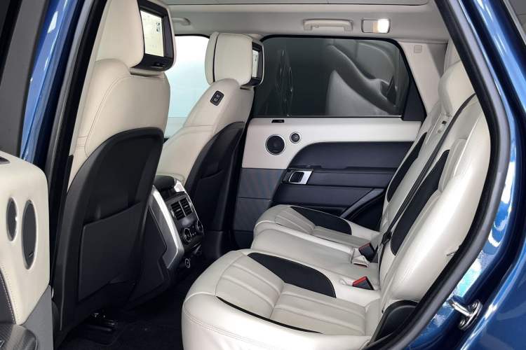 Used Land Rover Range Sport 2022 3.0 L6 Ink Blue Glitter Edition Headliner