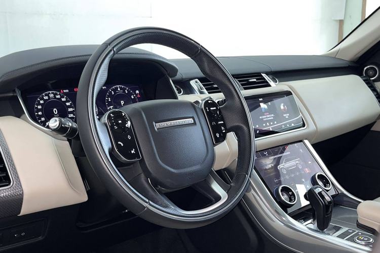 Used Land Rover Range Sport 2022 3.0 L6 Ink Blue Glitter Edition Interior 3