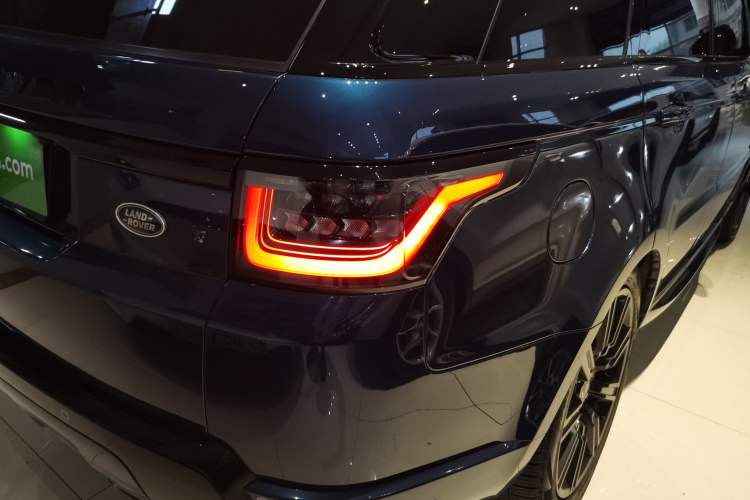 Used Land Rover Range Sport 2022 3.0 L6 Ink Blue Glitter Edition Right Rear Taillight