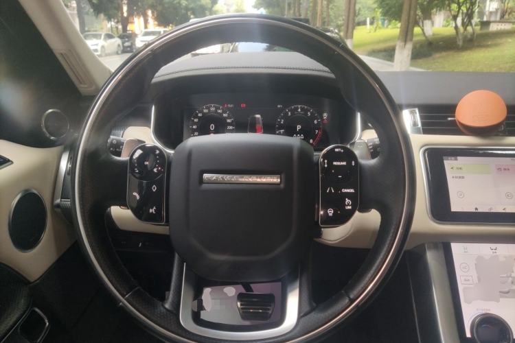 Used Land Rover Range Sport 2022 3.0 L6 YAO Black Edition Steering Wheel