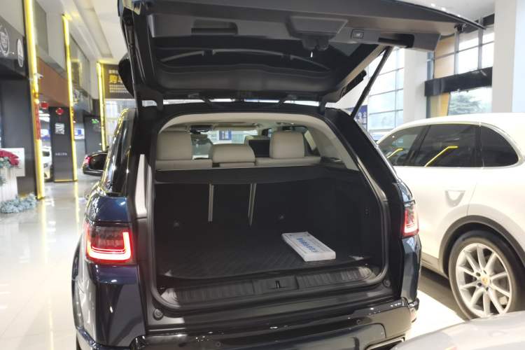 Used Land Rover Range Sport 2022 3.0 L6 Ink Blue Glitter Edition Trunk