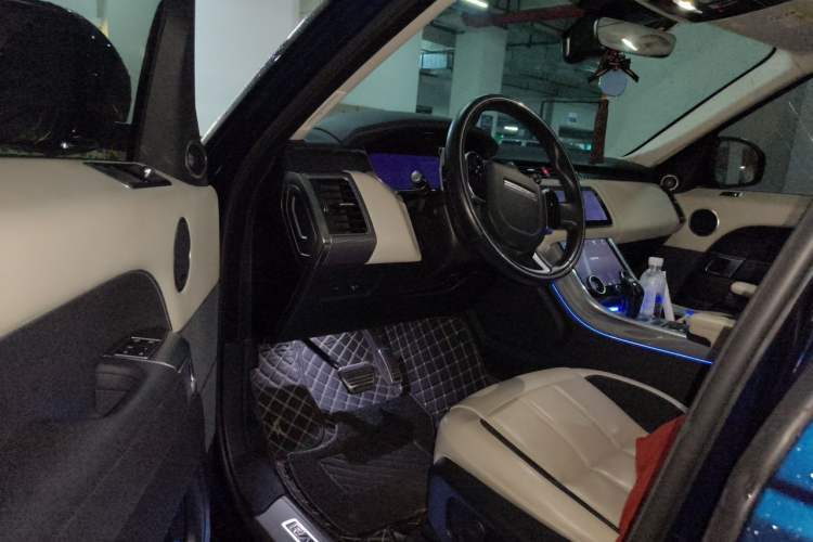 Used Land Rover Range Sport 2022 3.0 L6 Ink Blue Glitter Edition Driver Seat
