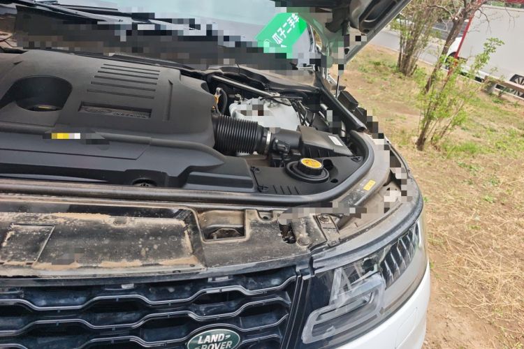 Used Land Rover Range Sport 2022 3.0 L6 YAO Black Edition Engine Bay Left