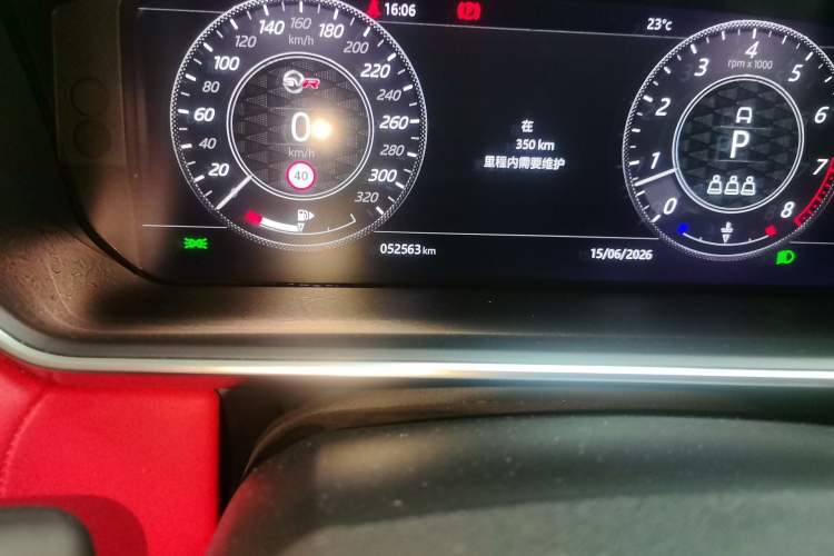 Used Land Rover Range Sport 2022 3.0 L6 YAO Black Edition Odometer Close Up