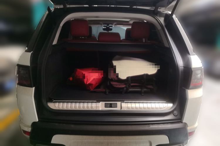Used Land Rover Range Sport 2022 3.0 L6 YAO Black Edition Trunk