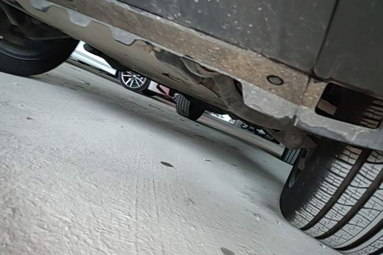 Used Land Rover Range Sport 2022 3.0 L6 YAO Black Edition Chassis Front Left