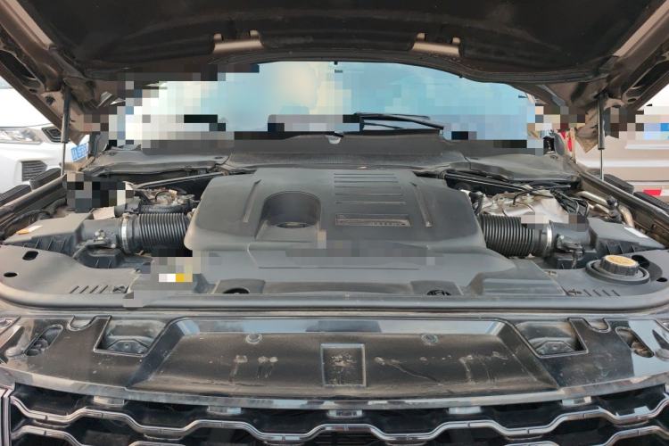 Used Land Rover Range Sport 2022 3.0 L6 YAO Black Edition Engine Bay