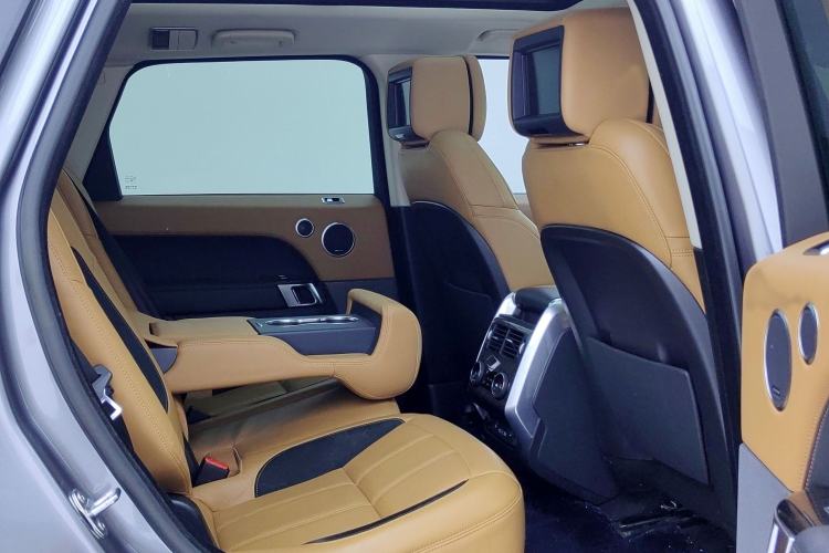 Used Land Rover Range Sport 2022 3.0 L6 YAO Black Edition Interior 9