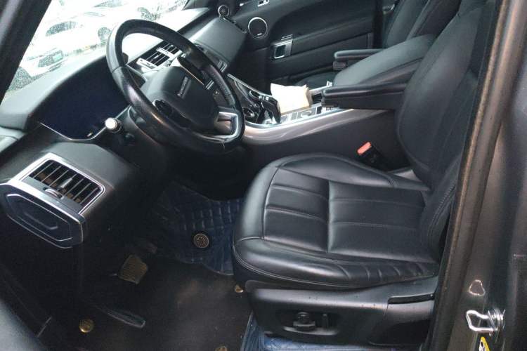 Used Land Rover Range Sport 2022 3.0 L6 SE Left Front Seat