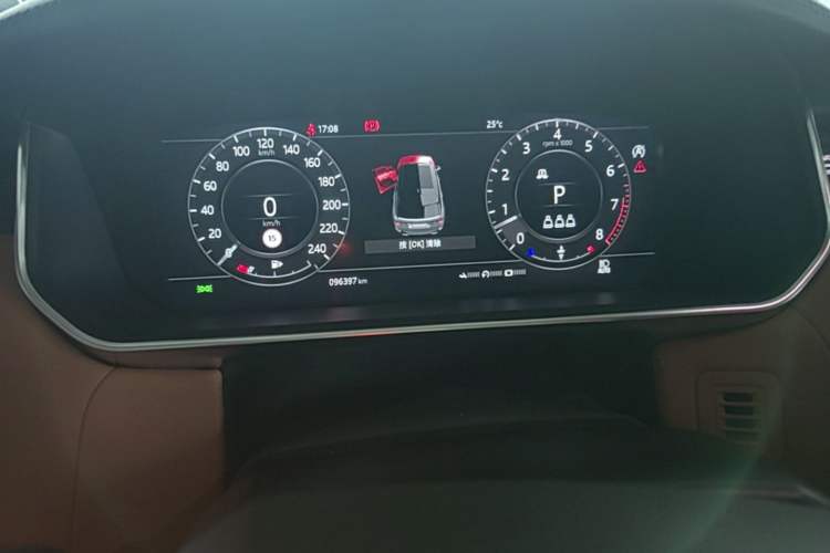 Used Land Rover Range Sport 2022 3.0 L6 YAO Black Edition Odometer Close Up