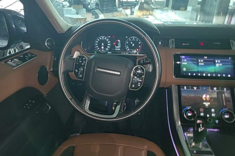 Used Land Rover Range Sport 2022 3.0 L6 YAO Black Edition Steering Wheel