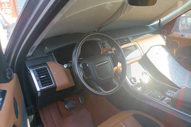 Used Land Rover Range Sport 2022 3.0 L6 YAO Black Edition Steering Wheel