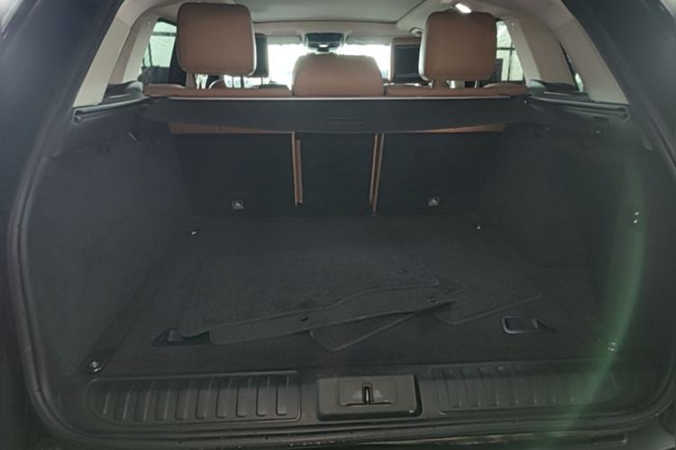 Used Land Rover Range Sport 2022 3.0 L6 YAO Black Edition Trunk