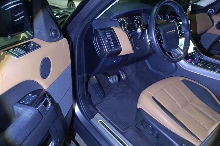 Used Land Rover Range Sport 2022 3.0 L6 YAO Black Edition Driver Seat