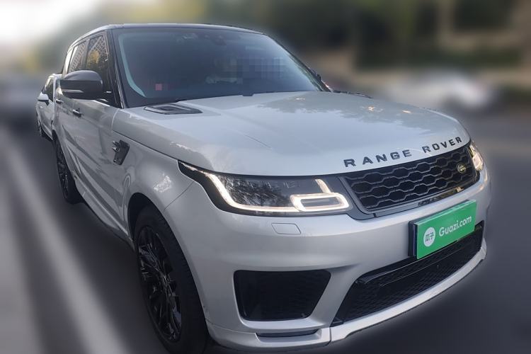 Used Land Rover Range Sport 2022 3.0 L6 YAO Black Edition Front Right 45 Deg