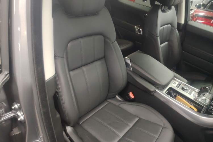 Used Land Rover Range Sport 2022 3.0 L6 SE Right Front Seat