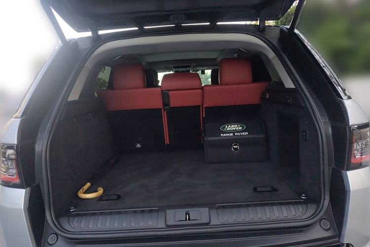 Used Land Rover Range Sport 2022 3.0 L6 YAO Black Edition Trunk
