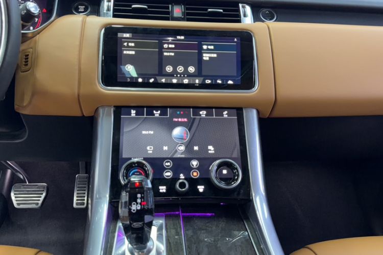 Used Land Rover Range Sport 2022 3.0 L6 YAO Black Edition Audio And AC Panel