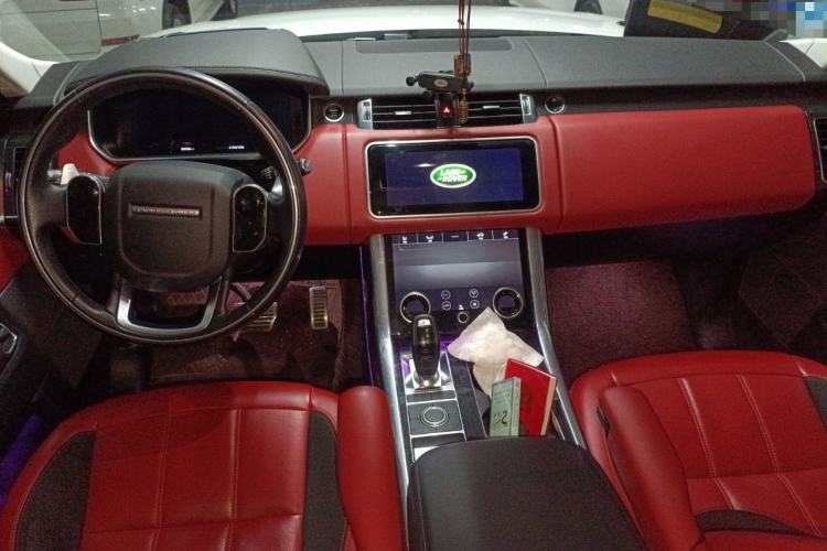 Used Land Rover Range Sport 2022 3.0 L6 YAO Black Edition Center Console