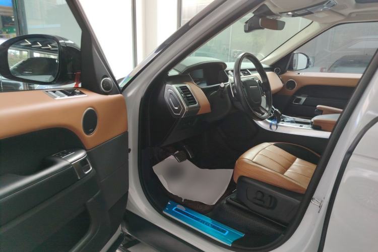 Used Land Rover Range Sport 2022 3.0 L6 YAO Black Edition Driver Seat