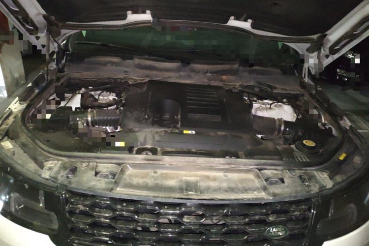 Used Land Rover Range Sport 2022 3.0 L6 YAO Black Edition Engine Bay