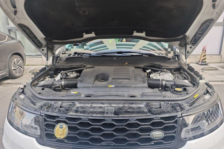 Used Land Rover Range Sport 2022 3.0 L6 YAO Black Edition Engine Bay