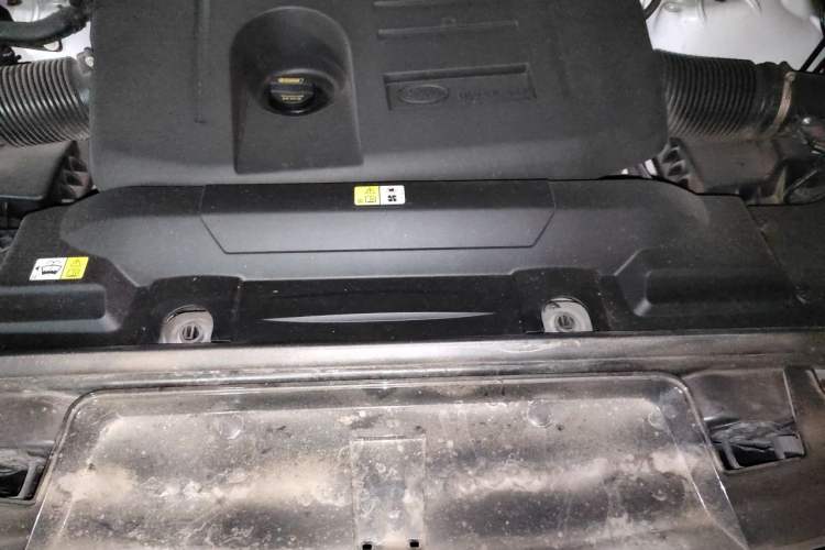 Used Land Rover Range Sport 2022 3.0 L6 HST Engine Bay