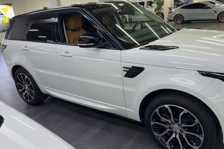 Used Land Rover Range Sport 2022 3.0 L6 YAO Black Edition Exterior 2