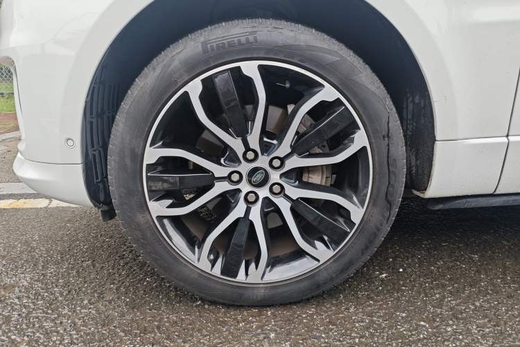 Used Land Rover Range Sport 2022 3.0 L6 YAO Black Edition Exterior 6