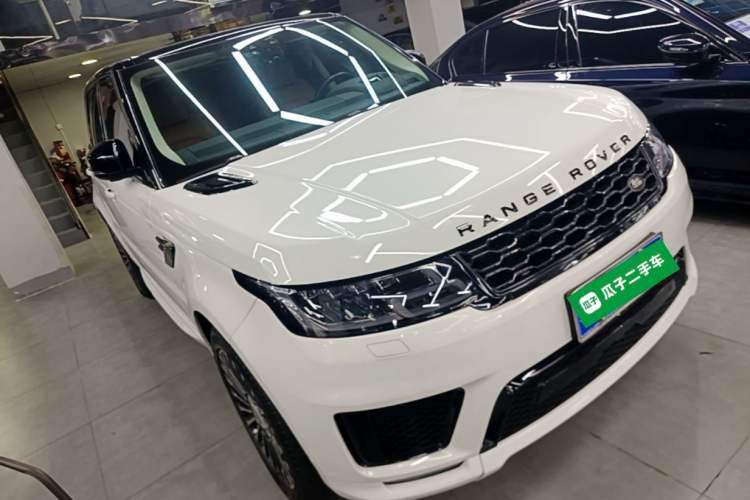 Used Land Rover Range Sport 2022 3.0 L6 YAO Black Edition Front Right 45 Deg