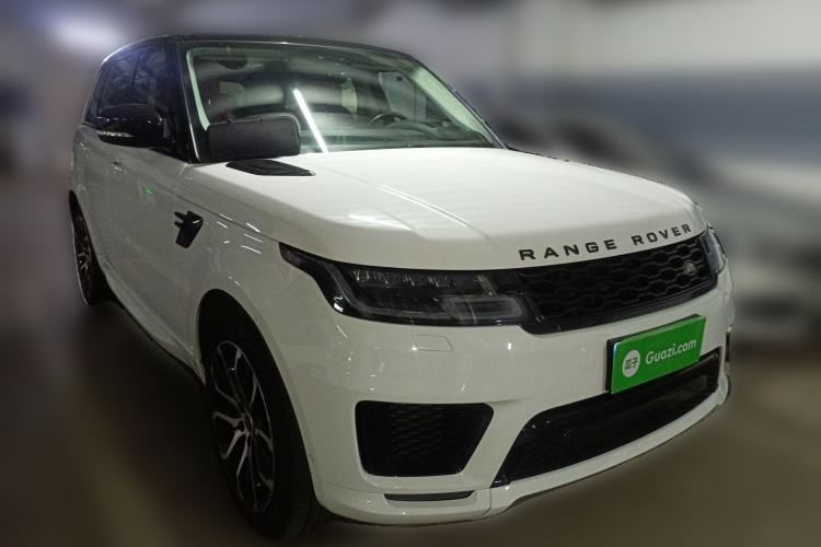 Used Land Rover Range Sport 2022 3.0 L6 YAO Black Edition Front Right 45 Deg