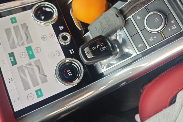 Used Land Rover Range Sport 2022 3.0 L6 YAO Black Edition Gear Lever