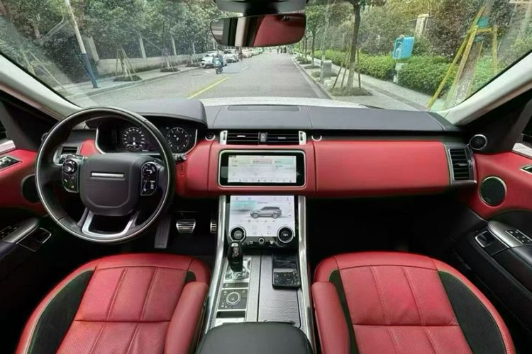 Used Land Rover Range Sport 2022 3.0 L6 YAO Black Edition Interior 1