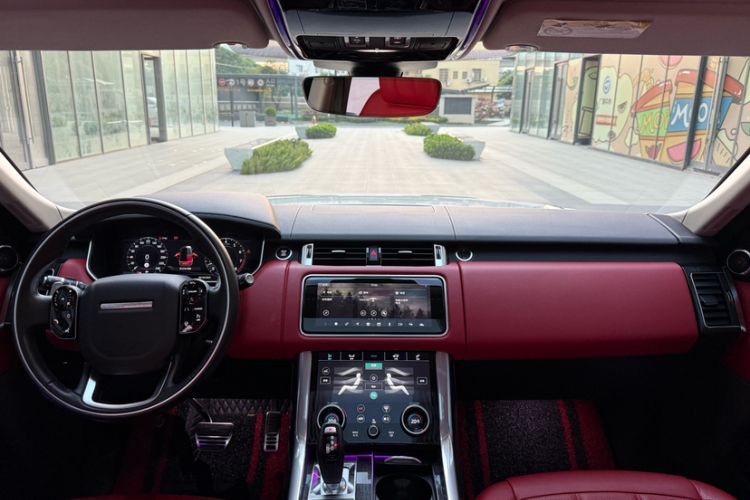 Used Land Rover Range Sport 2022 3.0 L6 YAO Black Edition Interior 2