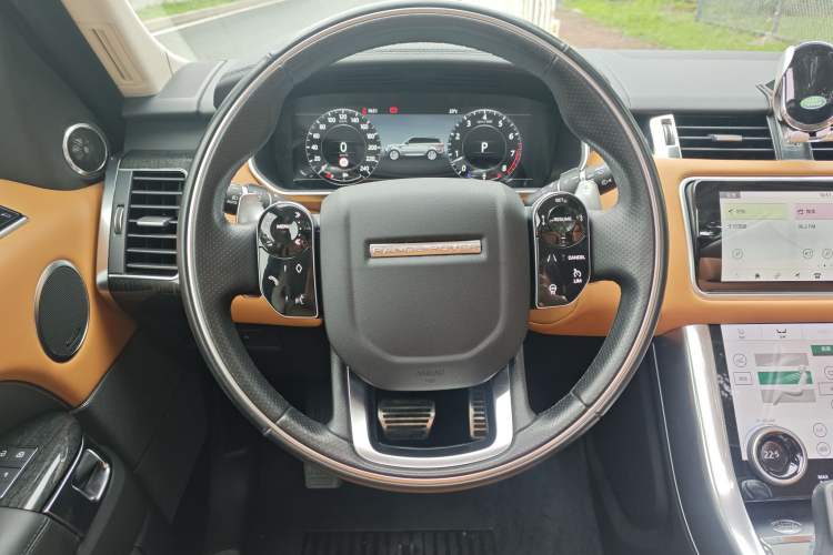 Used Land Rover Range Sport 2022 3.0 L6 YAO Black Edition Interior 6