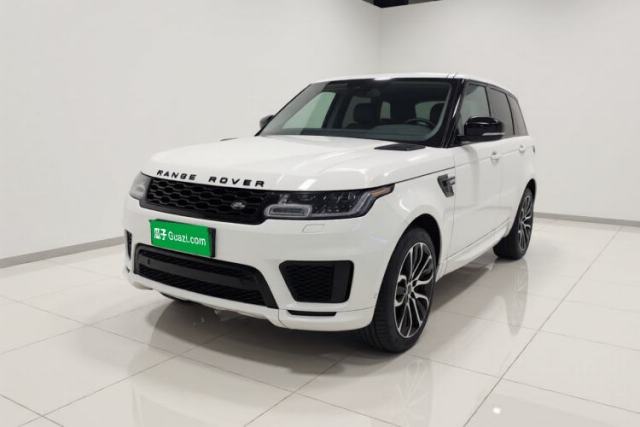 Ojetý Land Rover Range Sport 2022 3.0 L6 YAO Black Edition