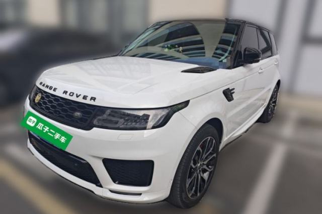 Ojetý Land Rover Range Sport 2022 3.0 L6 YAO Black Edition